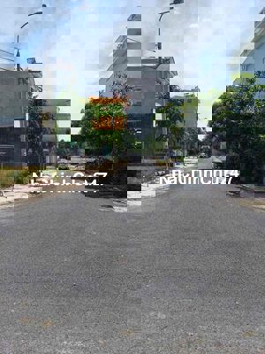 Chủ ngộp cần bán gấp lô gốc 2 mặt tiền đầu dự án Lavender