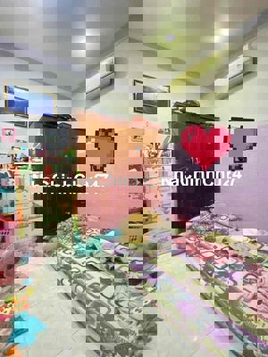 EM CHỦ- HẺM 6M NGUYỄN SƠN 5x13M ĐÚC 1 LẦU 2PN 2WC CHỈ 10TR