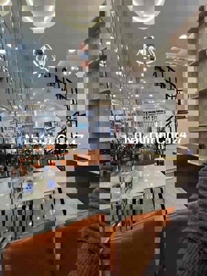 Nhà đẹp ngay Emart 2, chủ giảm sâu