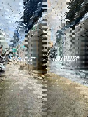 Nhà Hẻm Xe Hơi 9 Chủ