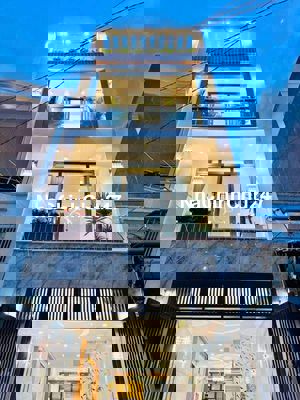 Chủ cần tiền xoay vốn bán căn nhà Thích Quảng Đức  Phường 5 Phú Nhuận