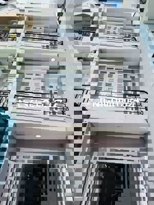 Chủ cần bán gấp nhà 3 tầng hẻm xe hơi đường Dương Đình Hội quận 9 cũ