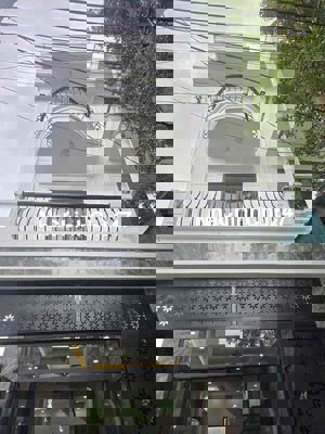 Chủ Cần Bán Gấp Căn Nhà 3 Tầng Kế Bên Chợ Long Trường-Nhà Mới 100%