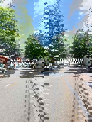 CHÍNH CHỦ BÁN GẤP VILLA MẶT TIỀN 101.6 m2 Q6