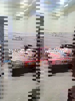 NHÀ ĐẸP CHÍNH CHỦ GIÁ RẺ - HẺM RỘNG THÔNG SÁT ĐƯỜNG TO HOÀNG HOA THÁM