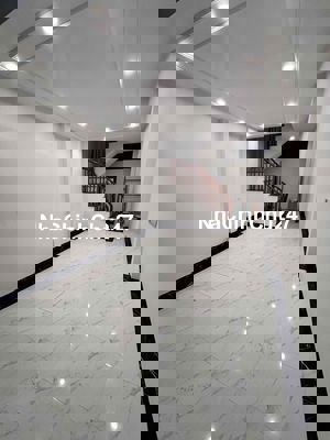 bán nhà long biên 6 tầng x 30m2 x 3 pn chính chủ mới tinh