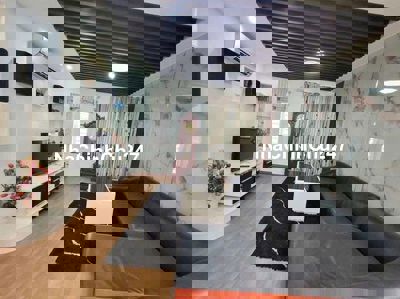 BÁN GẤP NHÀ 4 LẦU Q3 CHÍNH CHỦ 1 ĐỜI ĐỂ GIẢI QUYẾT CÔNG VIỆC GIA ĐÌNH