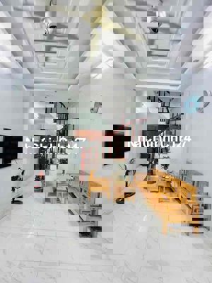 Cầu Giấy - nhà dân xây để ở - chủ thiện chí bán - có thương lượng tốt