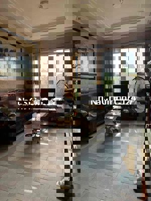 chính chủ kẹt tiền bán gấp Chung cư Phúc Yên, đã có sổ, FULL nội thất