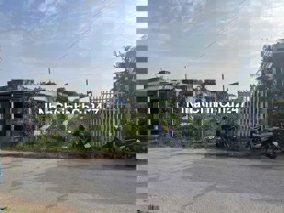 chính chủ cần bán đất ở mặt tiền đường chợ xã 549m2