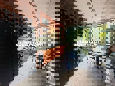 chính chủ xuất ngoại bán căn nhà tâm huyết 3 tầng full nội thất