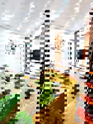 Chỉnh chủ bán nhà TT Phố Huế, sổ đỏ riêng. 3 ngủ 2 wc, 3.19 tỷ có T.L