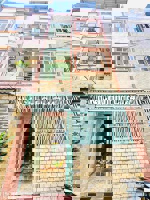 Chính chủ cần bán nhà ngay Bệnh Viện Tâm An, Sân Bay