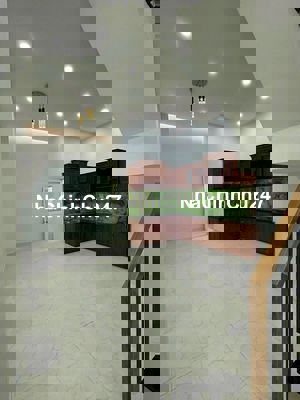 CHỦ NHÀ BÁN NHÀ XÓM CHIẾU Q4 41M2 2TY940TR SHR NẰM GẦN CHỢ XÓM CHIẾU