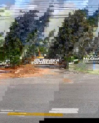 Cần bán 2000m2 25m MT thổ cư sẵn, shr chính chủ bán