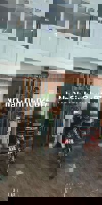 CHÍNH CHỦ BÁN NHÀ 2.5 TẦNG 2 MẶT KIỆT HẢI PHÒNG ĐẸP RẼ