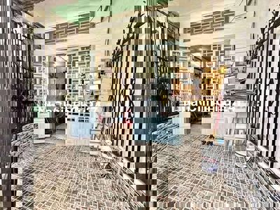 Chủ ngộp gửi bán nhà C4 85m² vị trí đẹp, ở Tân Hiệp 4, SHR chỉ 930tr