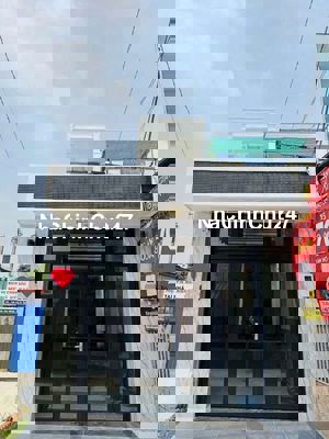 Chủ kẹt tiền gửi bán gấp căn nhà mặt tiền ở đường Hưng Nhơn full 730tr