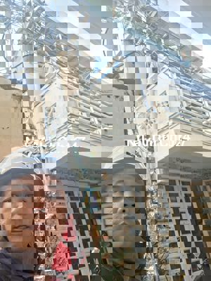 Nhà 2 tầng Trường Chinh 38m² – Sát AEON – Nhỉnh 2 tỷ – SHR vuông vức