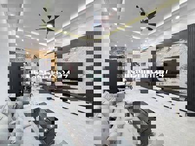 Chính chủ bán nhà 5t,46m tai Ngô Thì Nhậm,HĐ,t/máy ,ô tô đỗ,chỉ 9.5t