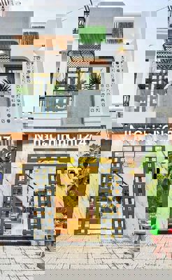 Nhà Tân Túc chủ bán 916tr do có việc gia đình