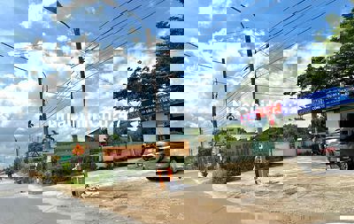 Có 3 sào đất tới 36m mặt tiền quốc lộ 55  khu kinh doanh chủ ngộp