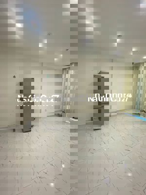 Chủ kẹt tiền bán gấp căn hộ cao cấp bán giá rẻ Vinhomes Grand Park