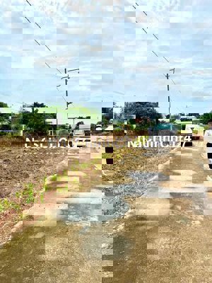 Chính chủ bán nhanh 330m2, thổ cư 100m2, giá 550 triệu,liên tỉnh DT741