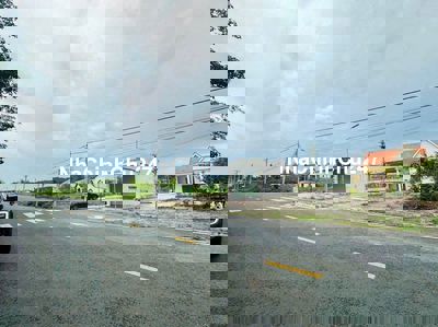 Chủ ngộp bán lô đất ngay TT thị trấn Chơn Thành, giá 550tr, sổ sẵn