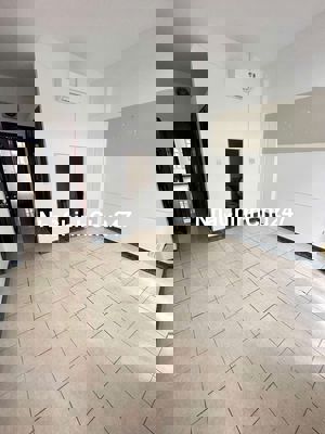 CHÍNH CHỦ - NHÀ HXH 178/33 TÂN SƠN NHÌ - 4X18 - 3 LẦU - 4PN-5WC.