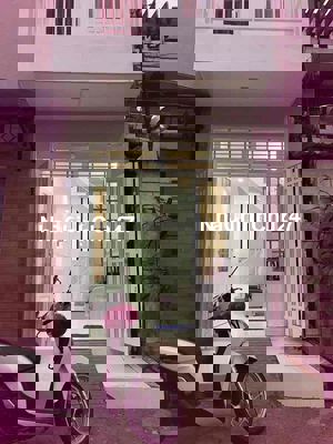 CHÍNH CHỦ GỬI - 30M2 - HXH - SÁT MẶT TIỀN NGUYỄN VĂN NGHI - 2 TẦNG