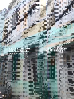 Chính chủ bán đất tặng  nhà  DT:19x6 giá 10,3 tỷ lầu ,HBC,TĐ