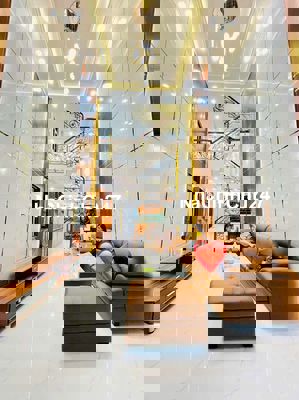 Chính chủ cần bán gấp nhà mới 117m2 - giá 11,45 tỷ. Ngay chợ Hiệp Bình