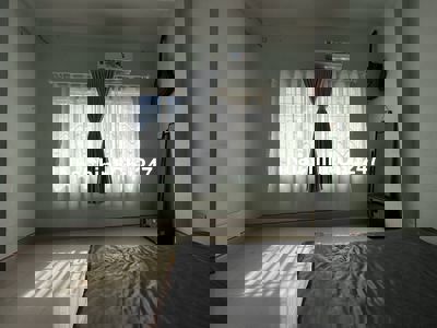 CHÍNH CHỦ căn hộ 65.7m2, Tầng 1, CC A2, Phan Xích Long