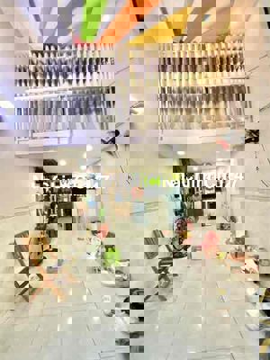 Chủ ngộp cần chuyển nhượng gấp nhà Phú Thọ Hoà Tân Phú