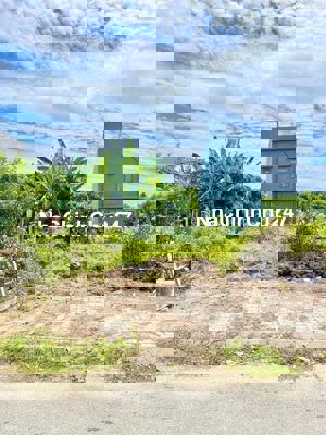 Nắm chủ nhận cọc Nguyễn Thành Thọ - Hoà Quý giá 3ty650