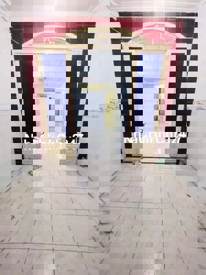 Chủ Kẹt Tiền Bán Gấp Nhà Q4! Giá Sốc! Chậm Chân Là Mất! Gọi Ngay!