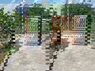 Chủ đang kẹt tiền cần bán gấp miếng đất vườn có sẵn thổ cư