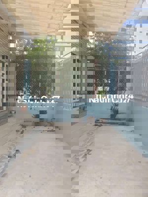 Chủ đi Định cư cần bán