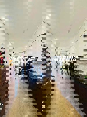 chính chủ bán căn 2 ngủ 2wc