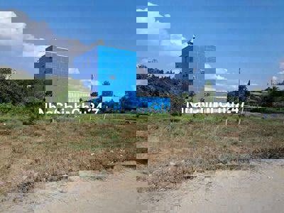 Chủ gởi bán lô đất 2ty3 xây dựng hoàn công