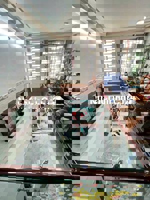 🔴 NHÀ CHÍNH CHỦ - ĐỐI DIỆN AEON TÂN PHÚ (4.5MX10.5M)_  LỬNG 2 LẦU ST