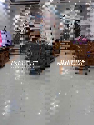 CHÍNH CHỦ BÁN NHÀ 3 TẦNG, 3 MẶT THOÁNG, VUÔNG ĐẸP, HIÊNN ĐẠI