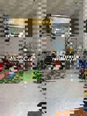 Chủ gửi bán nhà 4.25x10 nở hậu 4.5 hẻm 417 quang trung