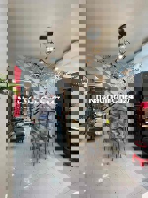 Nhà 2 tầng chính chủ cần bán