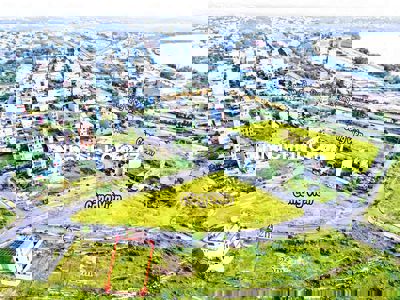 Chính chủ bán biệt thự 327m2 Sun Group hướng Nam đối diện công viên