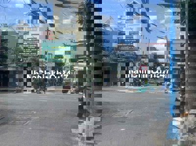 Nhà mặt tiền chính chủ