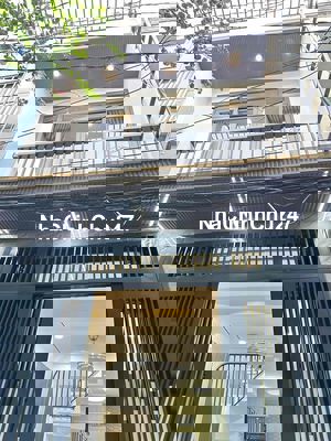 nhà 9 chủ đang ở cần bán. ds1 p16 nhà 1 lầu