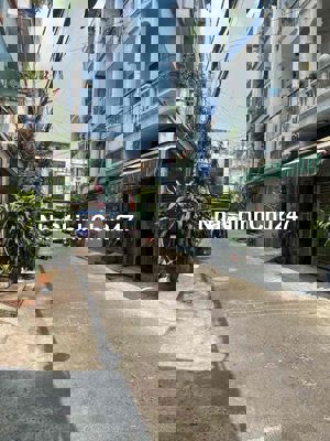 Bán nhà gần sân bay chính chủ cần bán nhanh