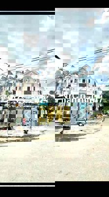 chính chủ bán nhà góc 2 mặt tiền đẹp mê ly , gần ngã ba cây điệp